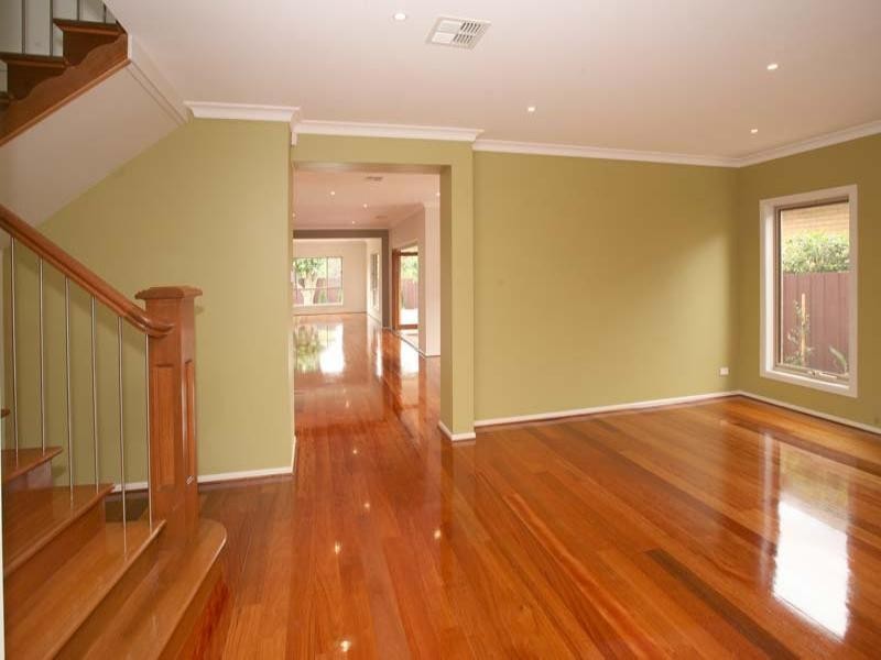 15 Glen Road, Glen Waverley VIC 3150