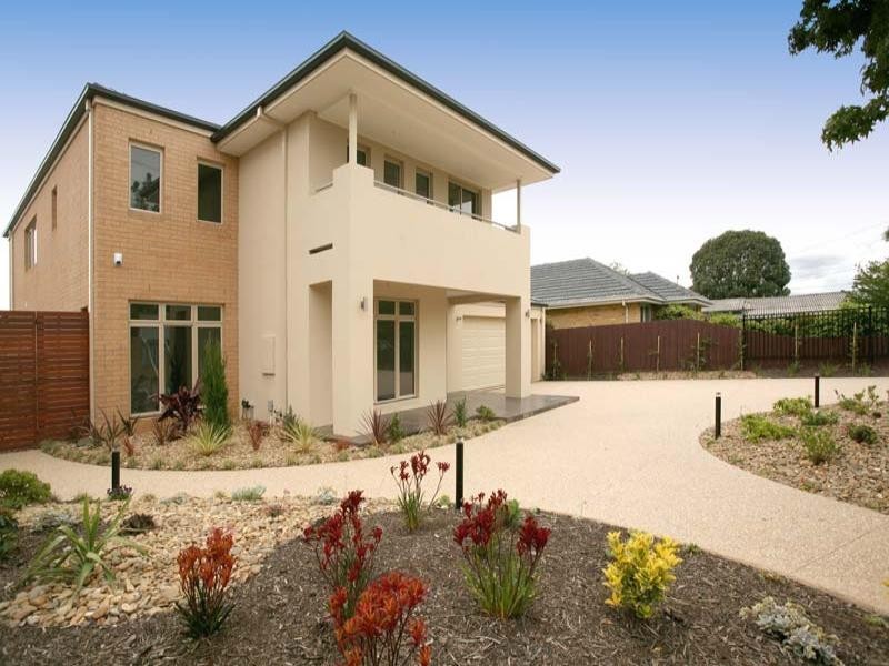 15 Glen Road, Glen Waverley VIC 3150