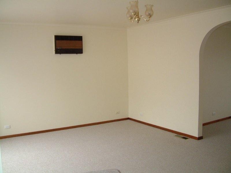 2/8 Florence Street, Glen Waverley VIC 3150