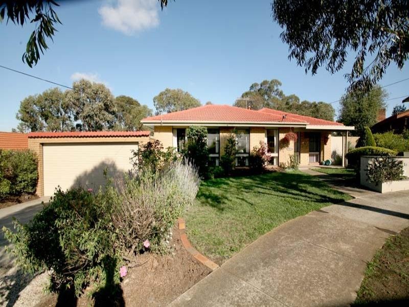 4 Weron Court, Vermont South VIC 3133