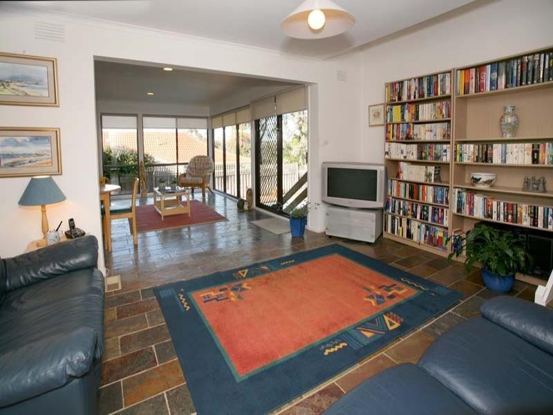 4 Weron Court, Vermont South VIC 3133