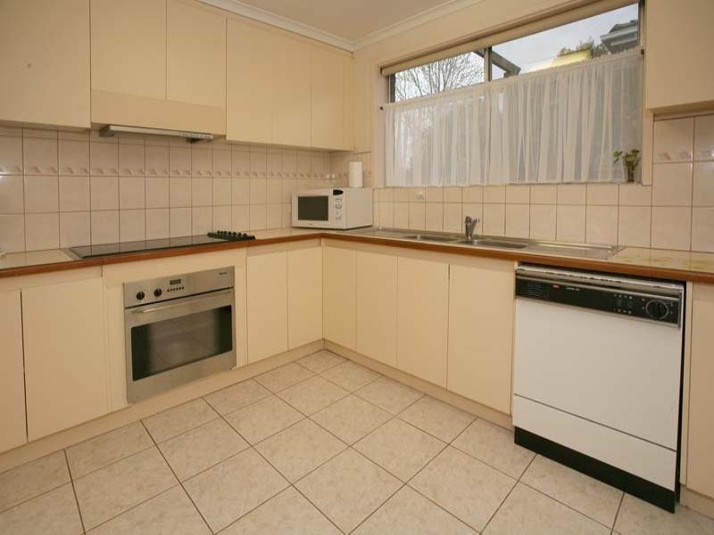 9 Saniky Street, Notting Hill VIC 3168