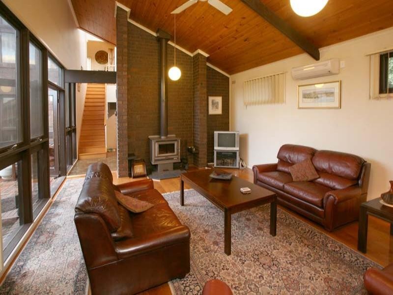 8 Trent Court, Notting Hill VIC 3168