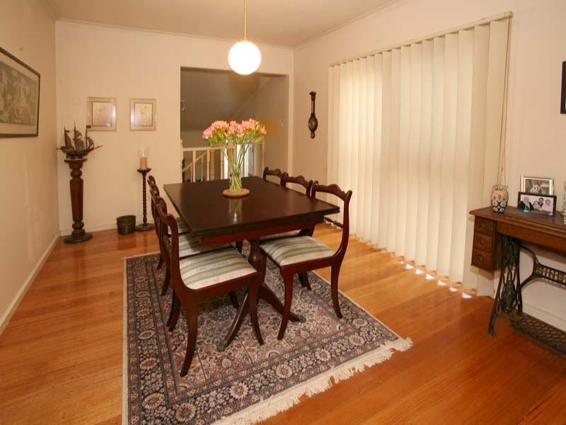 8 Trent Court, Notting Hill VIC 3168