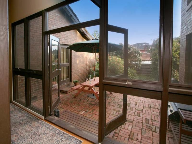 8 Trent Court, Notting Hill VIC 3168