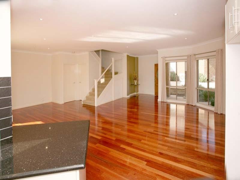 2/3 Harvie Street, Glen Waverley VIC 3150