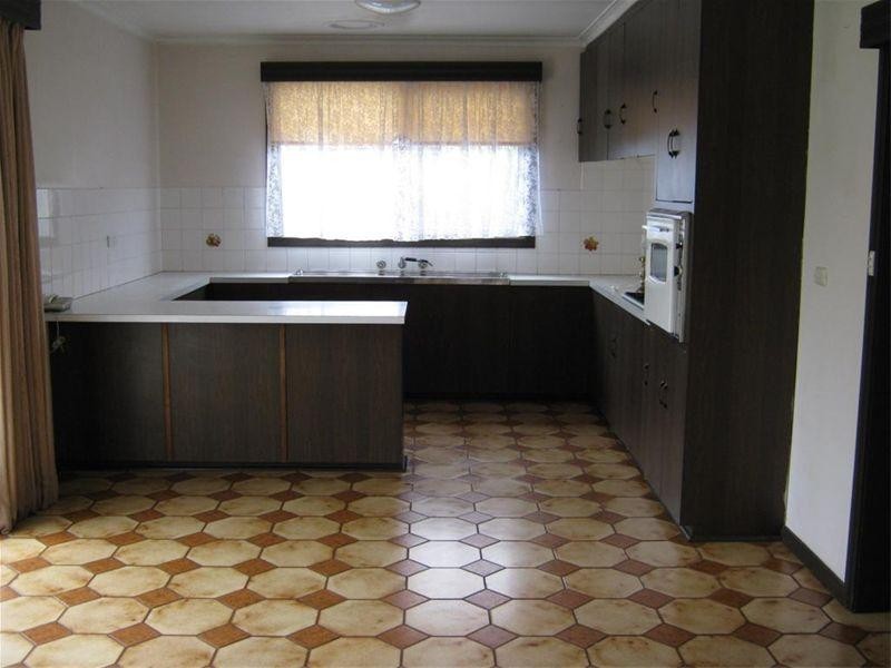 3 Brentwood Drive, Glen Waverley VIC 3150