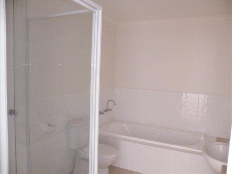 2/81 Elonera Road, Noble Park VIC 3174