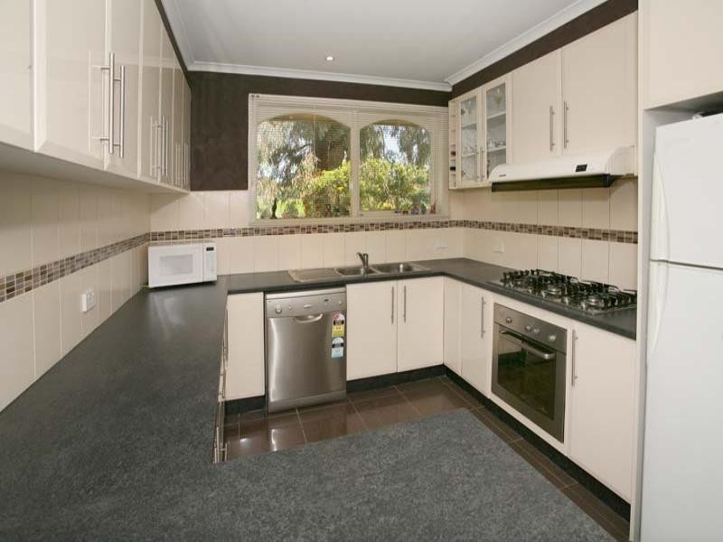 30 Capital Avenue, Glen Waverley VIC 3150