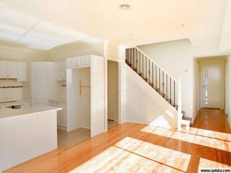 3/2 Dorgan Street, Mount Waverley VIC 3149