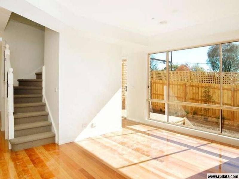 3/2 Dorgan Street, Mount Waverley VIC 3149