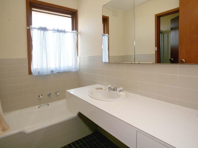 688 Ferntree Gully Road, Wheelers Hill VIC 3150