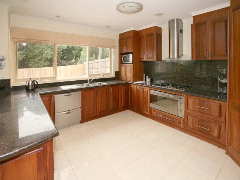 1 Bushland Court, Wheelers Hill VIC 3150