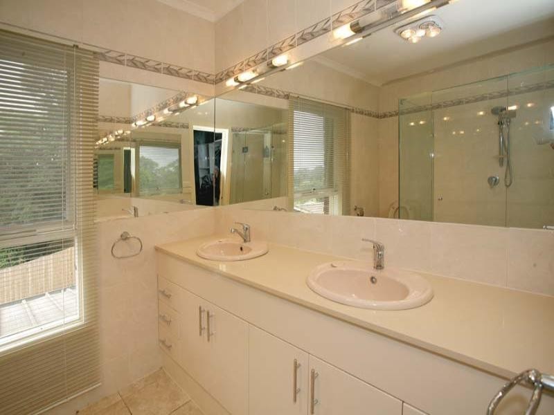 1 Bushland Court, Wheelers Hill VIC 3150