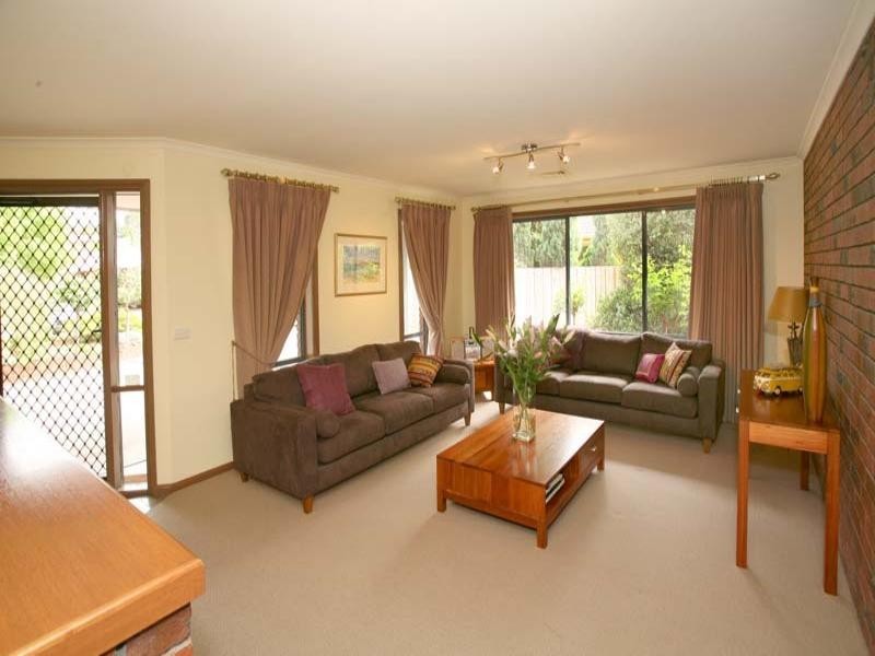 32 Mont Court, Vermont South VIC 3133