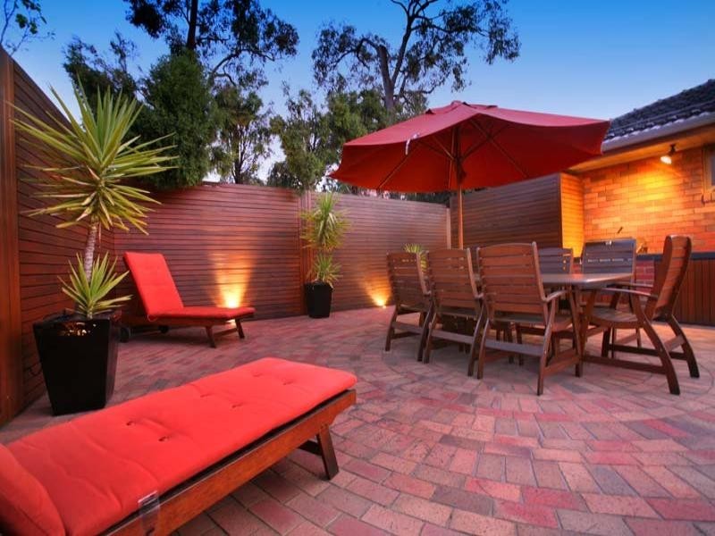 17 Hertford Crescent, Wheelers Hill VIC 3150