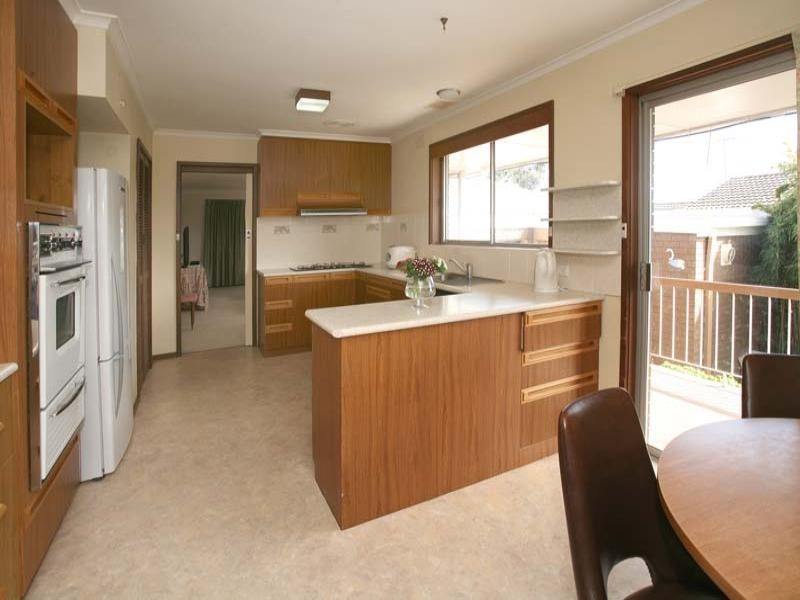 25 Stableford Avenue, Glen Waverley VIC 3150