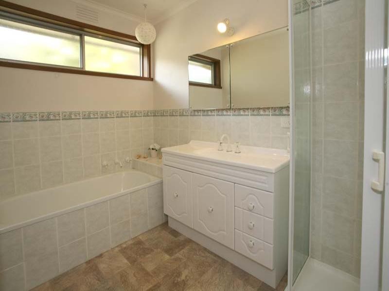 25 Stableford Avenue, Glen Waverley VIC 3150