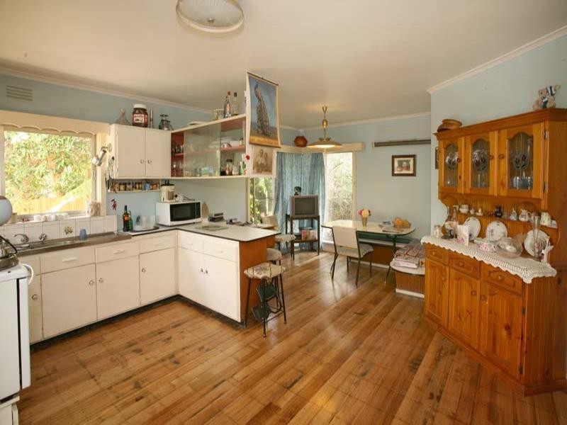 11 Michael Avenue, Glen Waverley VIC 3150