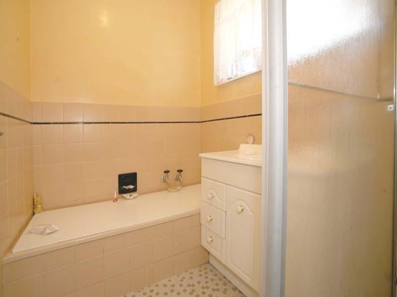 11 Michael Avenue, Glen Waverley VIC 3150