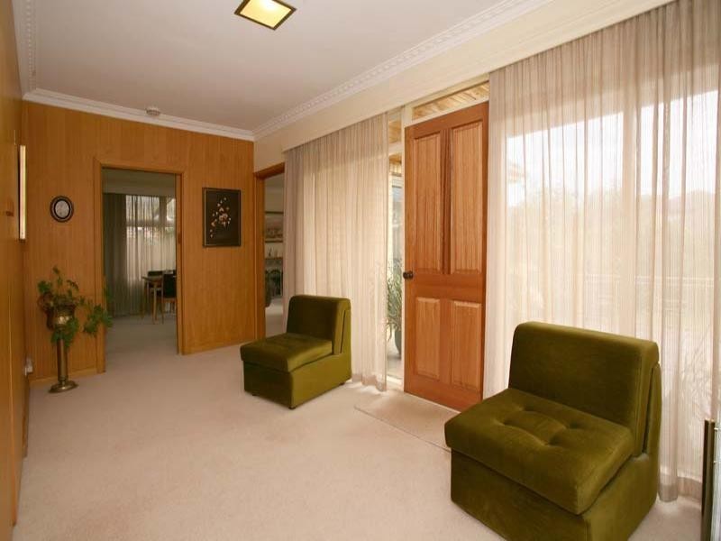 2 Michael Avenue, Glen Waverley VIC 3150