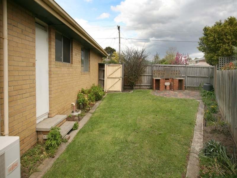 1 Tamala Avenue, Notting Hill VIC 3168