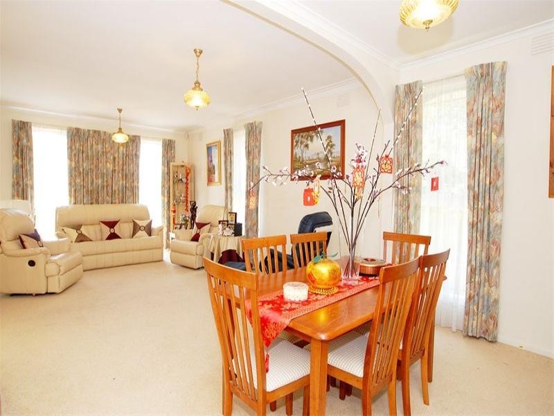 1 Corunna Court, Glen Waverley VIC 3150