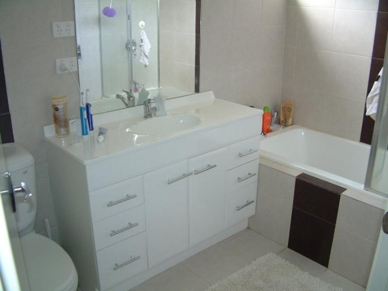 16 Florey Crescent, Mulgrave VIC 3170