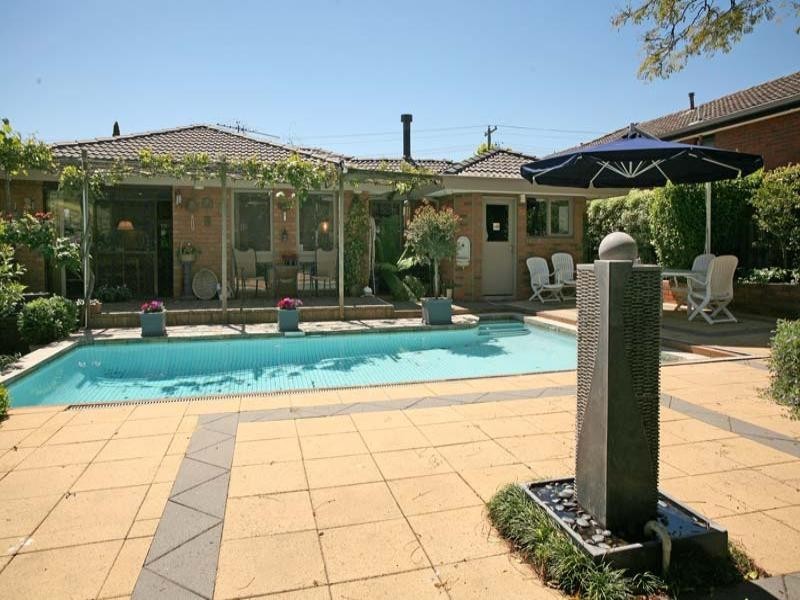 26 Radleigh Drive, Wheelers Hill VIC 3150