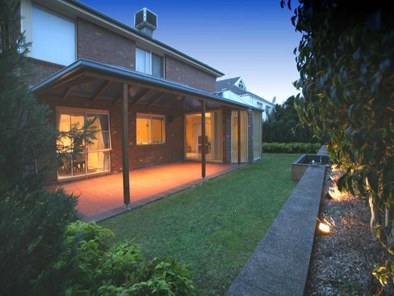 916 High Street Road, Glen Waverley VIC 3150