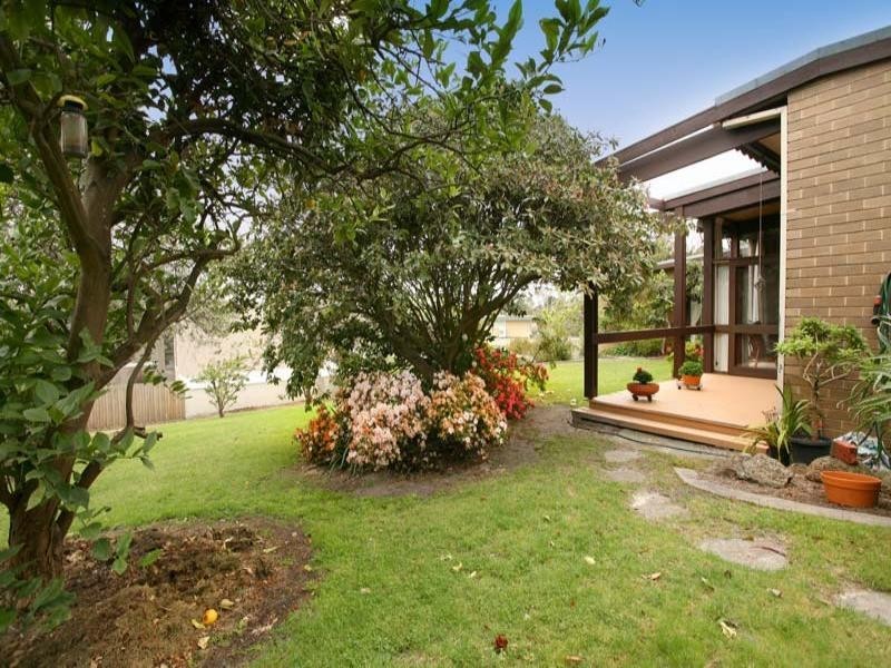 4 Annetta Court, Wheelers Hill VIC 3150