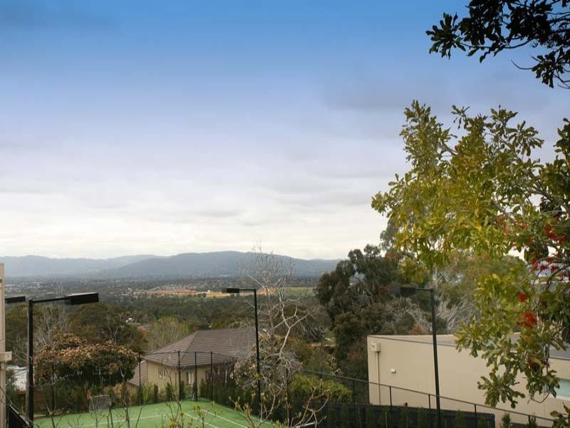 4 Annetta Court, Wheelers Hill VIC 3150