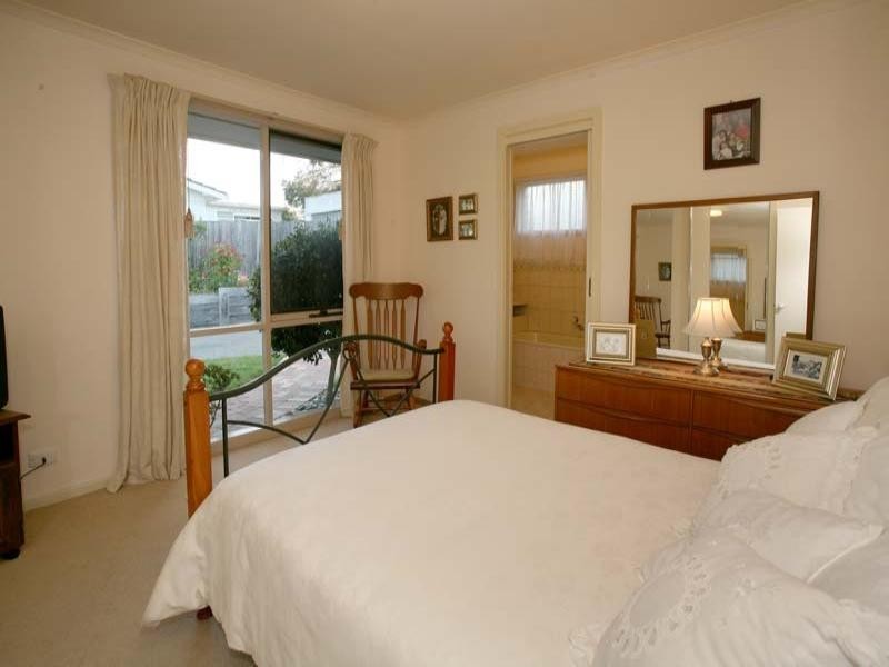1/1 The Ridge, Glen Waverley VIC 3150