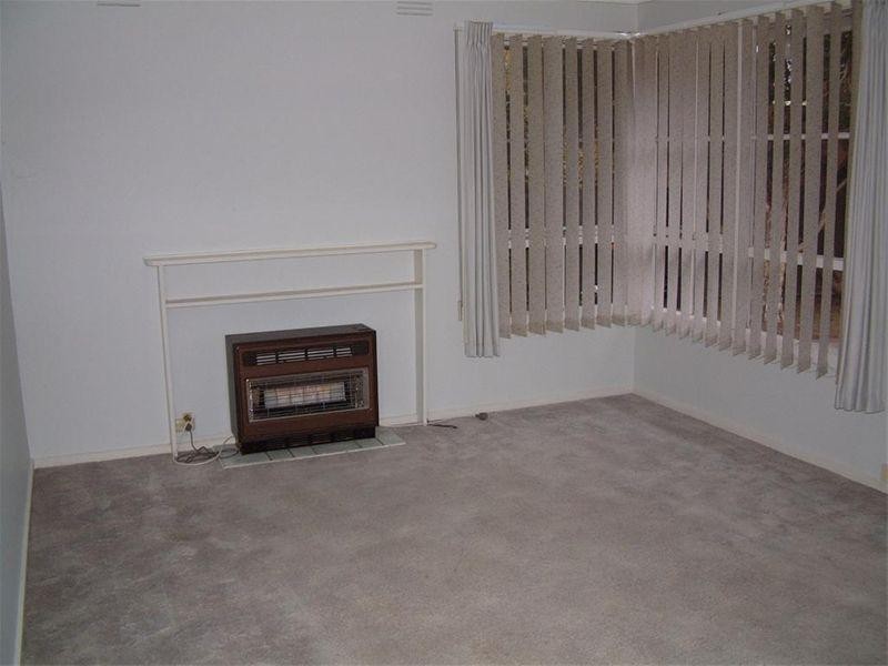 1/15 Crown Street, Glen Waverley VIC 3150