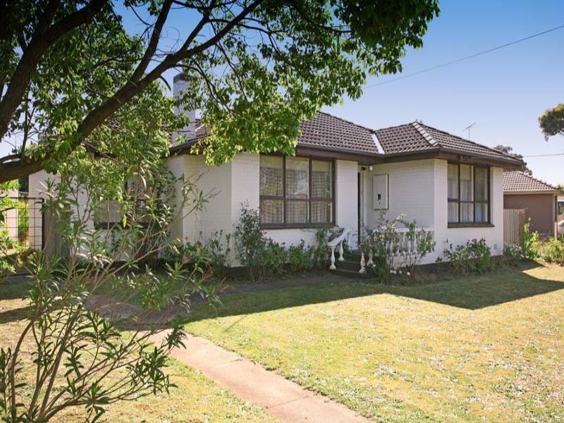 13 Suemar Street, Mulgrave VIC 3170