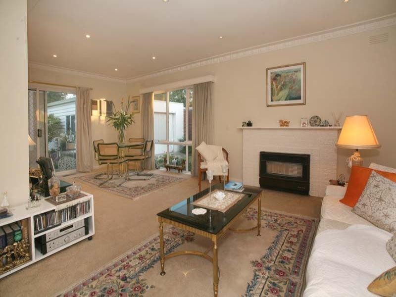 12 Allen Street, Glen Waverley VIC 3150