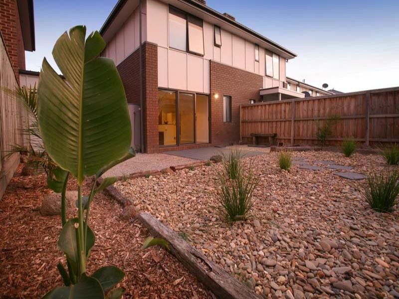 12 Southampton Drive, Mulgrave VIC 3170