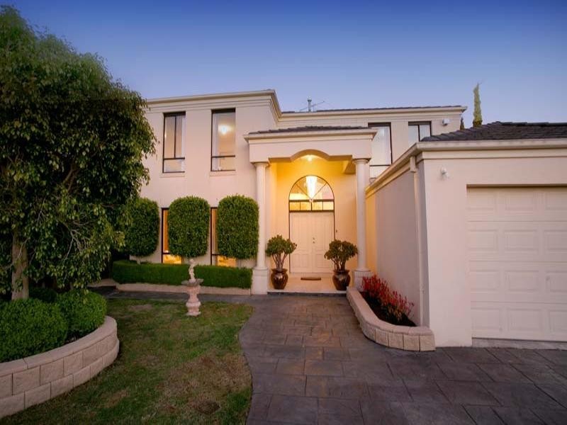 17 Mayfair Close, Mulgrave VIC 3170