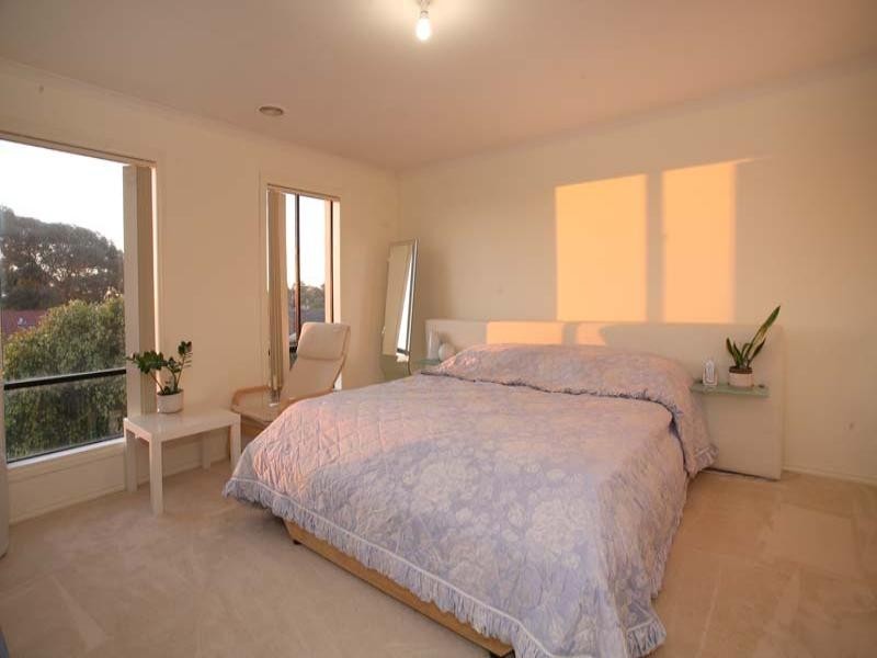 17 Mayfair Close, Mulgrave VIC 3170