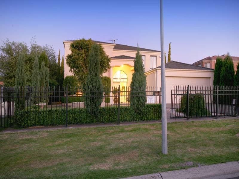 17 Mayfair Close, Mulgrave VIC 3170