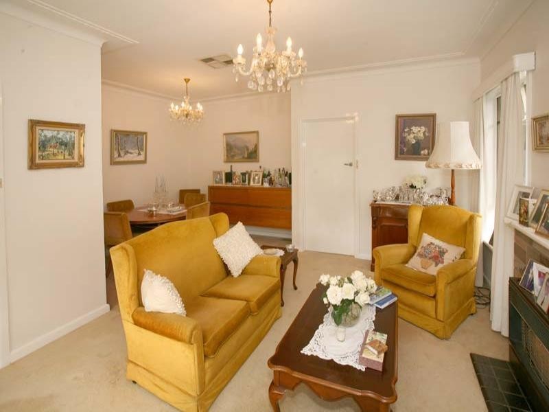 20 Peacock Street, Burwood VIC 3125