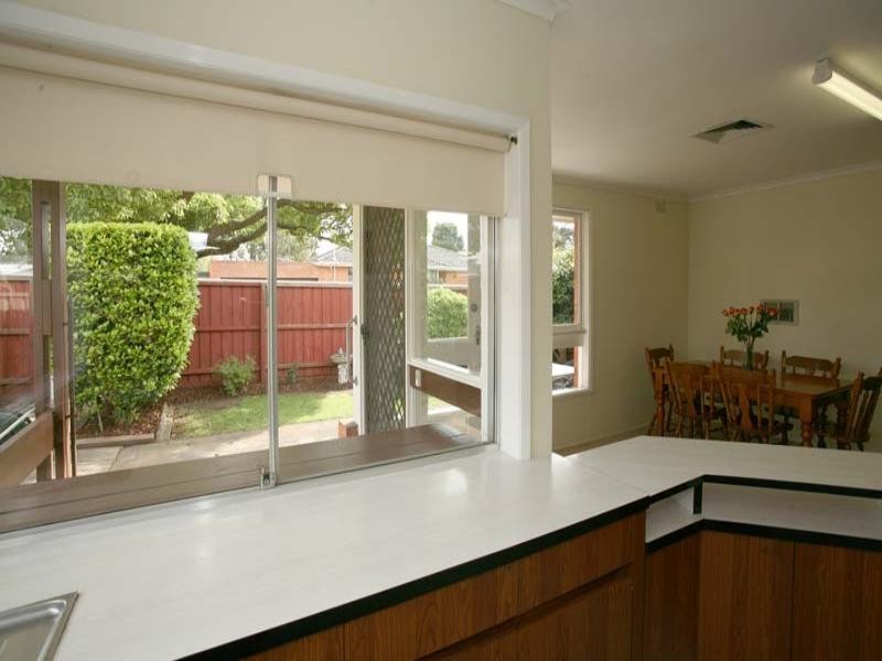 52 Newhaven Road, Burwood East VIC 3151