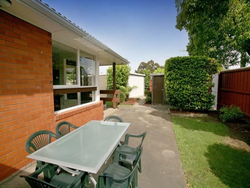 52 Newhaven Road, Burwood East VIC 3151