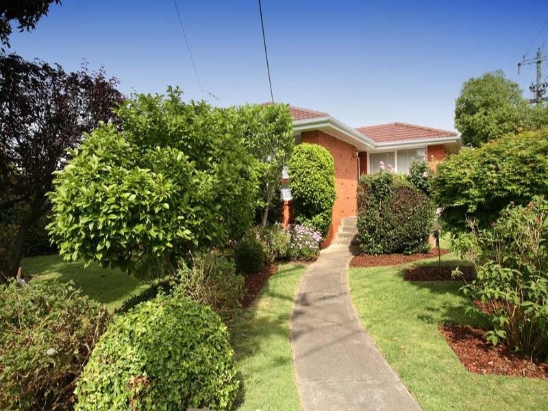 52 Newhaven Road, Burwood East VIC 3151