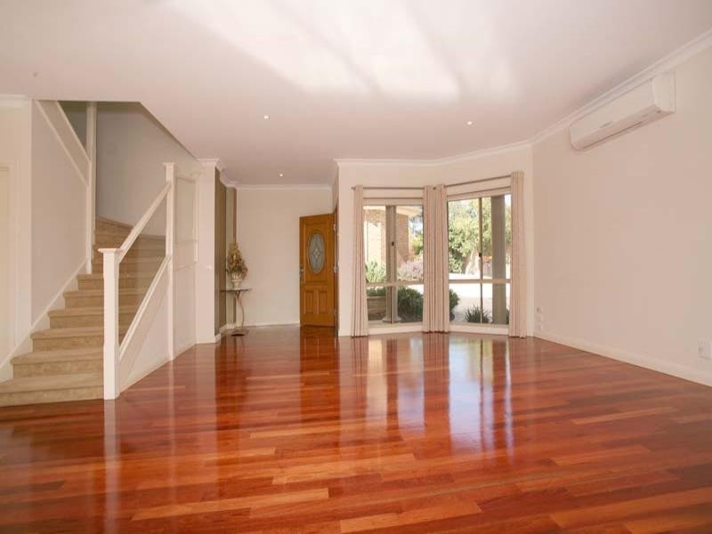 2/3 Harvie Street, Glen Waverley VIC 3150