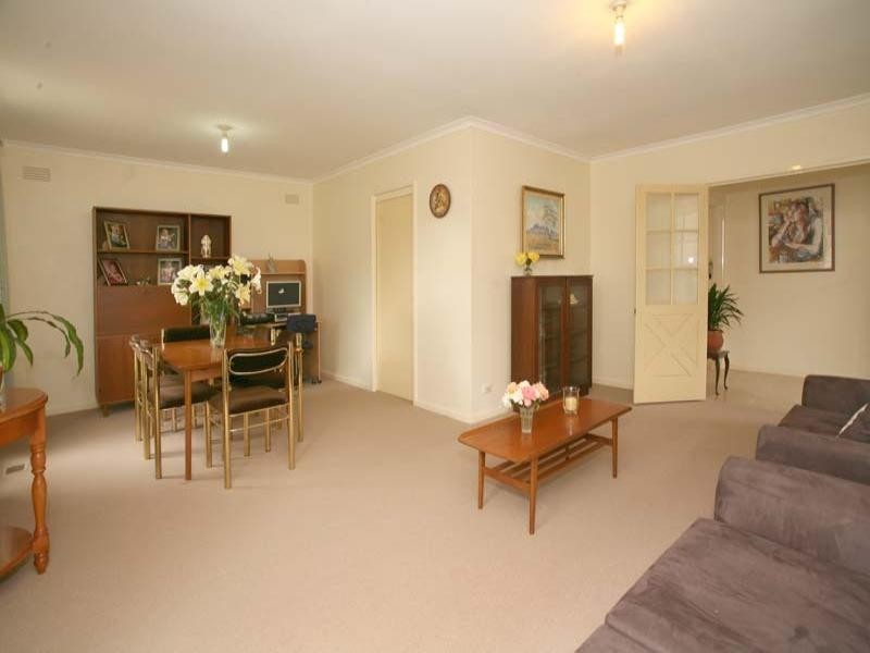 38 Weeden Drive, Vermont South VIC 3133