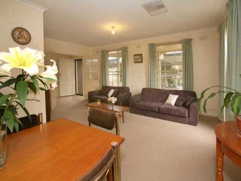 38 Weeden Drive, Vermont South VIC 3133