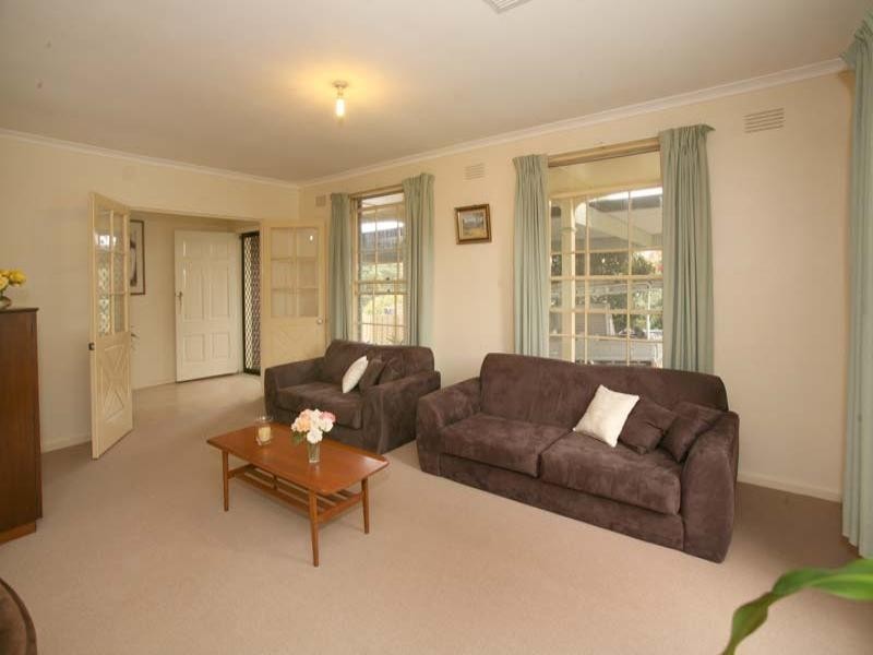 38 Weeden Drive, Vermont South VIC 3133