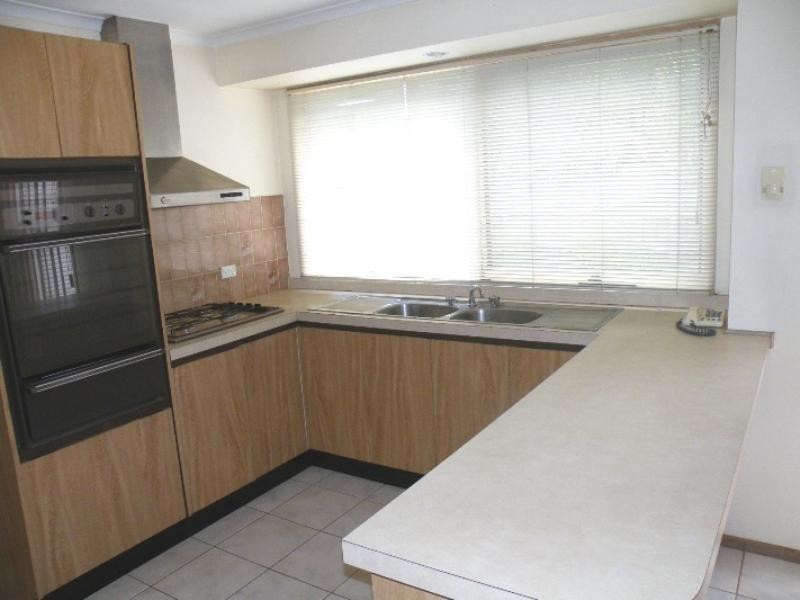 26 Miriam Close, Wheelers Hill VIC 3150