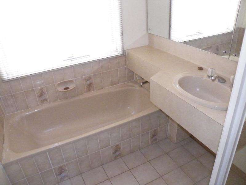 26 Miriam Close, Wheelers Hill VIC 3150